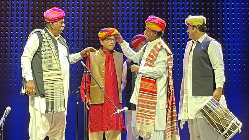 folk flavor rendition by Padmashri Anwar Khan Manganiyar
